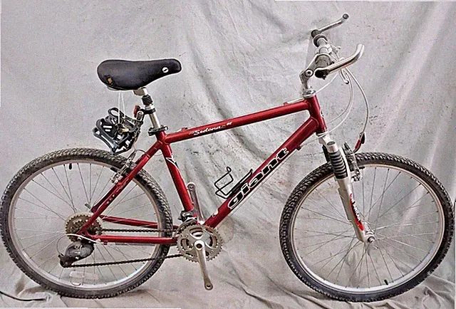 2008 Giant Sedona SE MTB Bike Medium Hardtail Rigid SRAM Suntour Red Ships USA:)