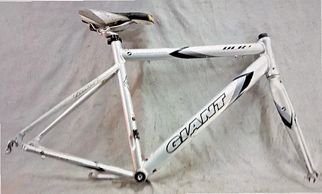 2010 Giant OCR3 Racing Road Bike Frame Set Medium 51cm Triathlon Tri Ships USA:)