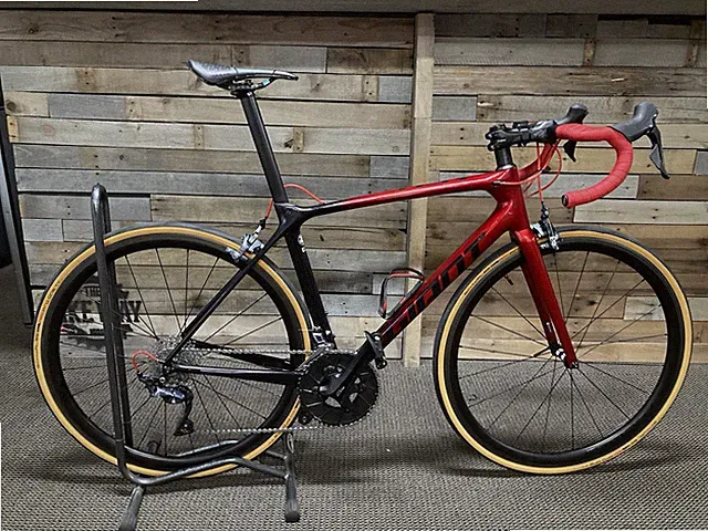 2020 Giant TCR Advanced Pro Road Bike 700c Medium 2x11 Speed Ultegra Rim Brake