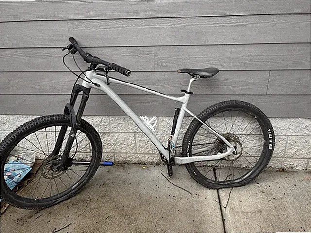 Giant 29in fathom Mountain Bike M Aluminum Front Suspension 12-Speed Hydraulic