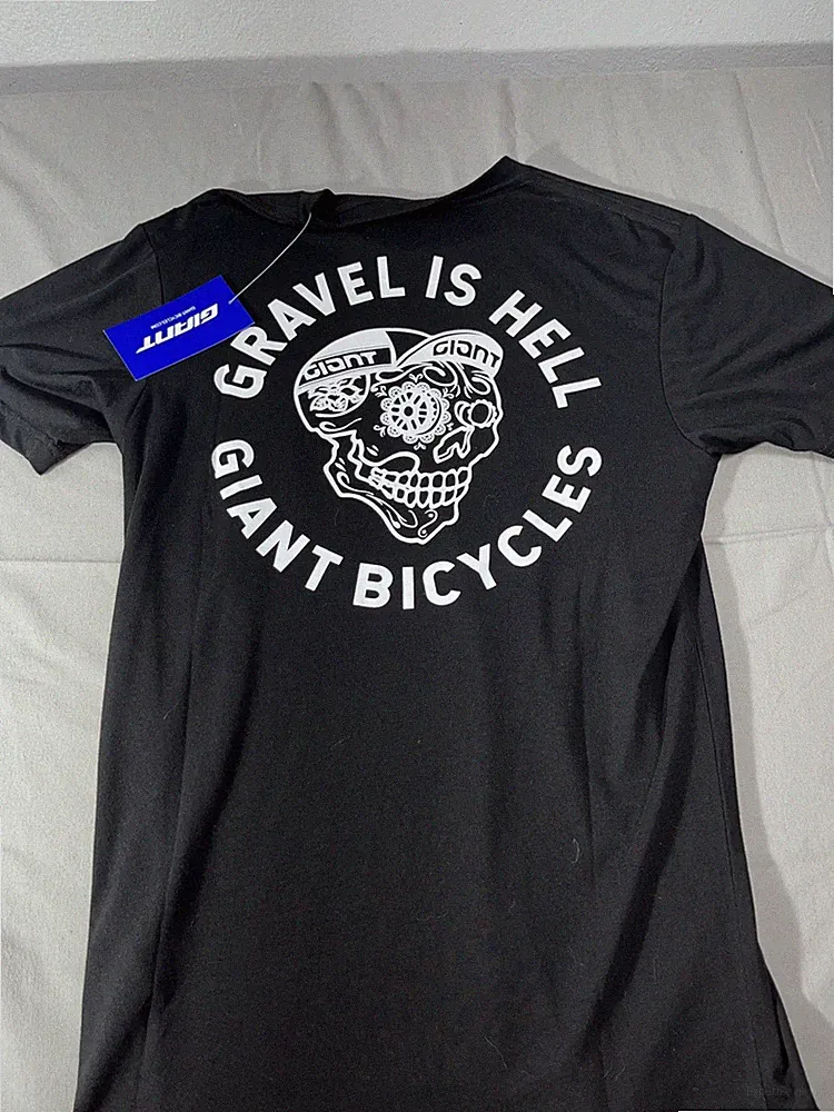 Giant Bicycle Black Tshirt Size Small Gravel Is Hell Camo Pocket New