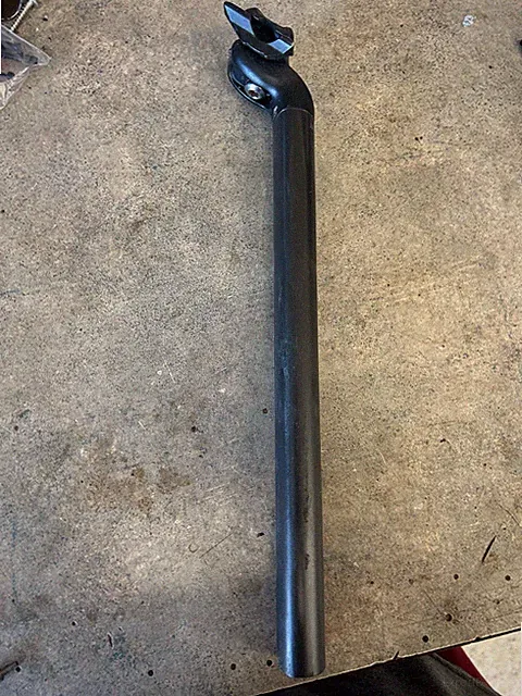 GIANT brand adjustable D seat post