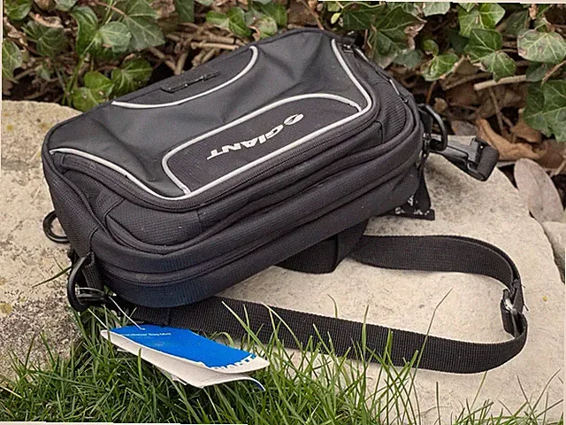 Giant Brand Handlebar Bag - Casual Carry Off Bike or Clip On - NWT