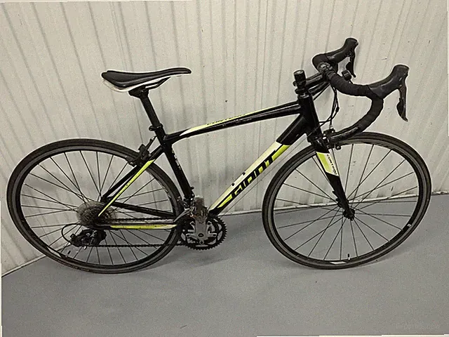 Giant Contend Compact Road 3 ( Size Small) Road Bike Aluminum Frame