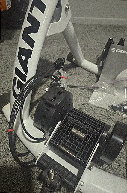 Giant Cyclotron Mag Magnetic Bicycle Trainer Foldable with Riser Block & Manual