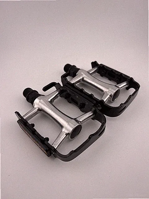 Giant Domain Flat Pedals 9/16” MTB BMX Alloy Platform Black