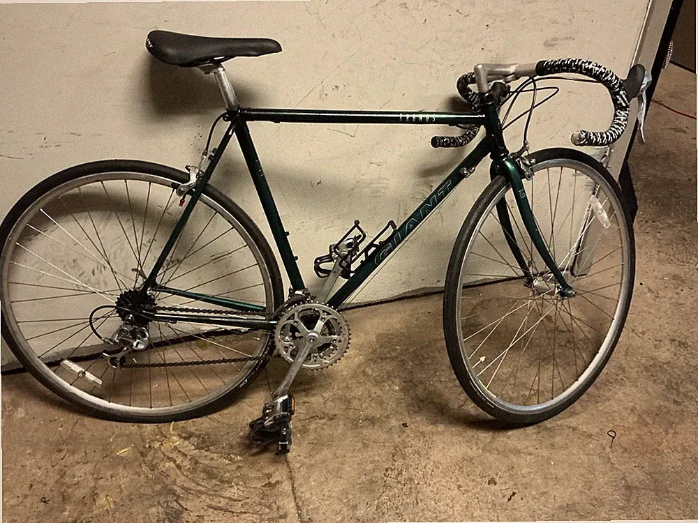 Giant Gravel Bike, Kronos,CrMo Frame, 21in, 700C,Drop Bar,STX shifting,new Conti