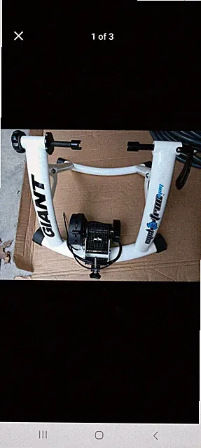 GIANT Indoor Bicycle Trainer with Adjustable Resistance