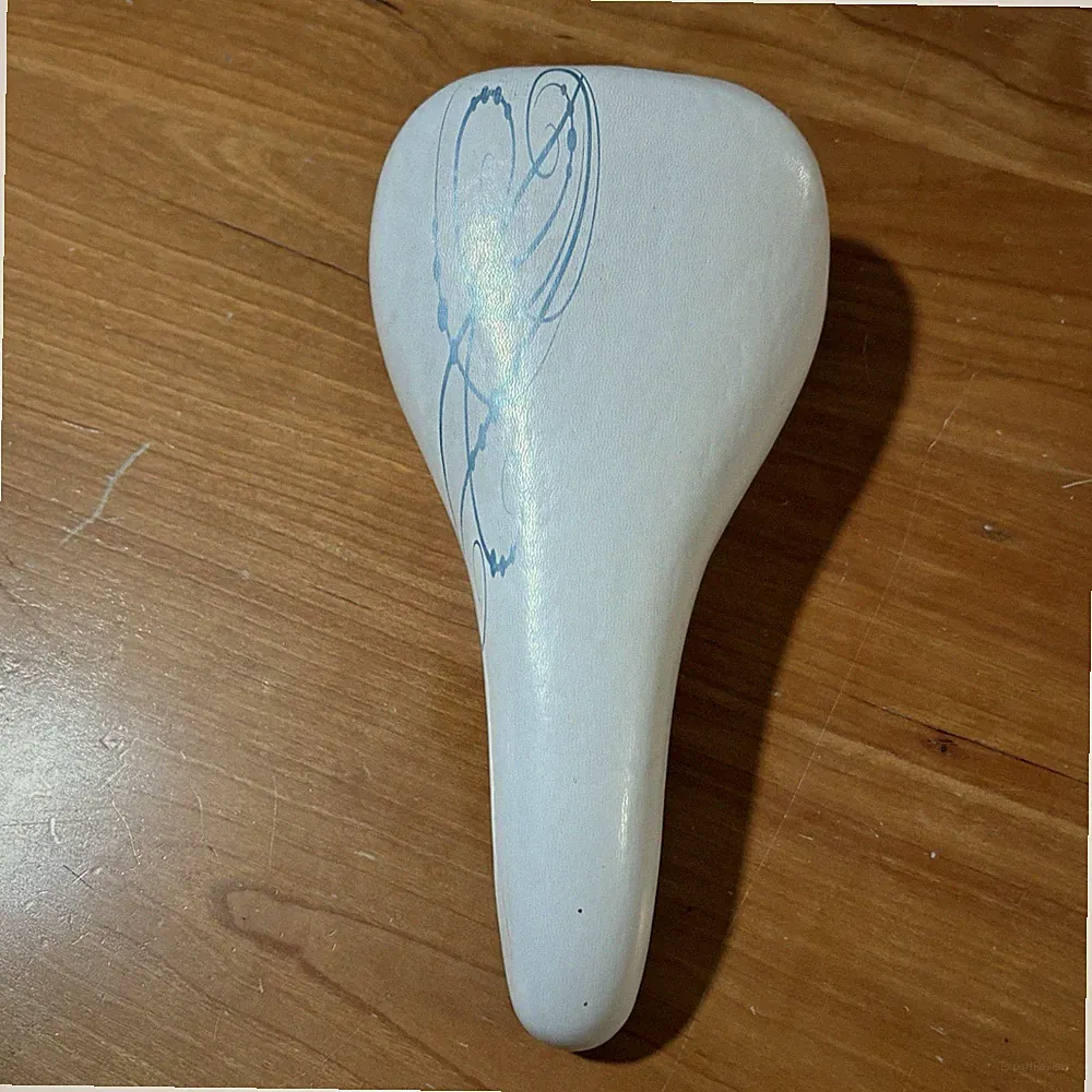 GIANT Saddle Seat Soft cover WHITE n BLUE Kids bike bicycle part