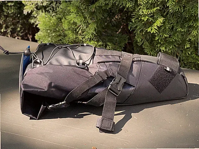 Giant Scout Seat Bag 9 L - Expandable Bike Seat Pack Bikepacking Back Load