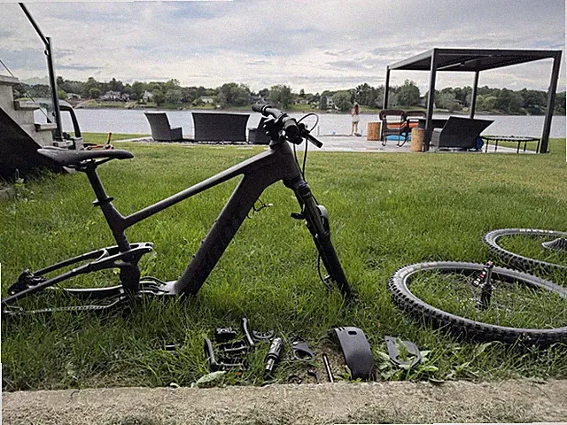 Giant Stance E+ EX (2021), Large (L) frame