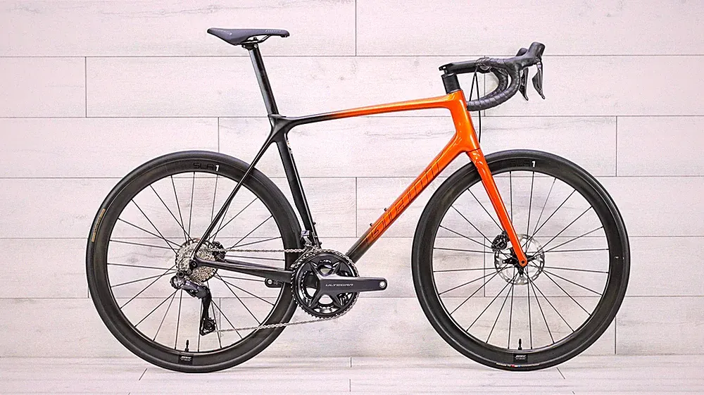 Giant TCR Advanced Pro Disc 0 Ultegra Di2 Road Bike - 2022, Large