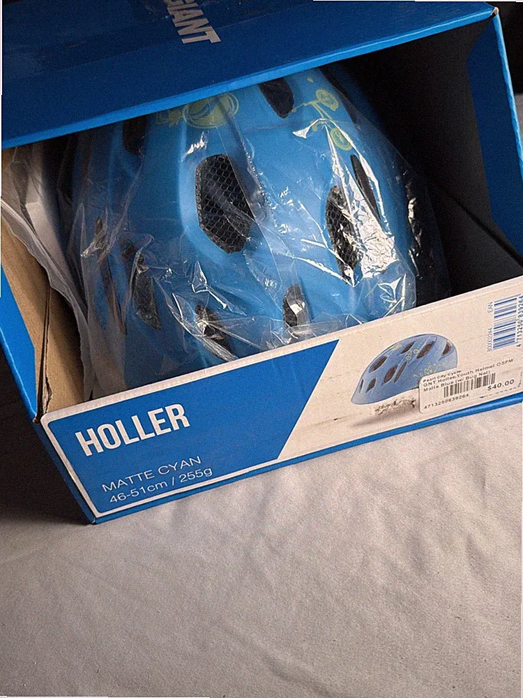 New in Box Giant HOLLER MIPS Matte Cyan Child`s Bicycle/Bike Helmet Size 46-51cm