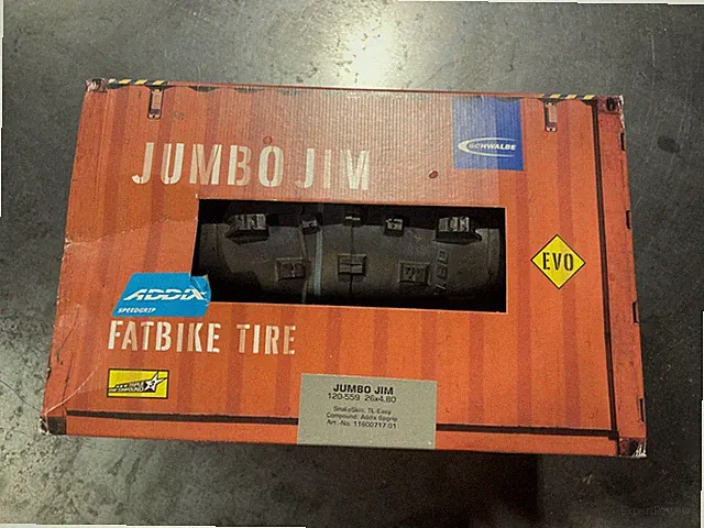 Schwalbe Jumbo Jim Addix Fat Bike Tyre-Speed Grip- Lite/Snakeskin - 26 x 4.80"