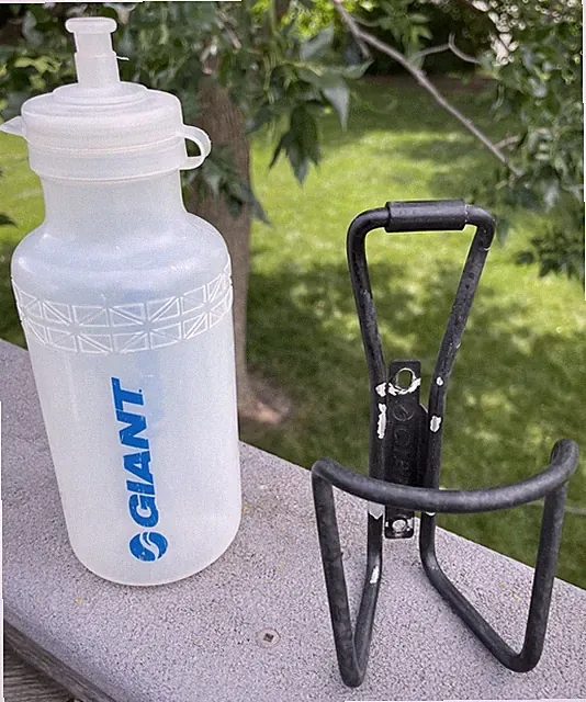 Vintage 1980s Or 1999s Giant Road MTB Touring Water Bottle Cage Set