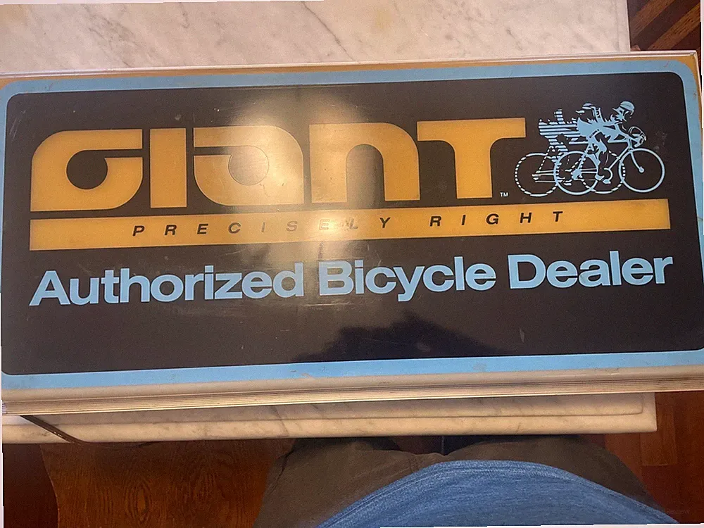 Vintage GIANT BICYCLE Electric Sign • 25" x 12" • Untested. (FSW)